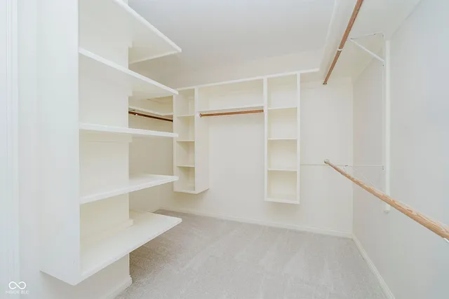 $915,000 | 4827 Woods Edge Drive, Zionsville, IN 46077