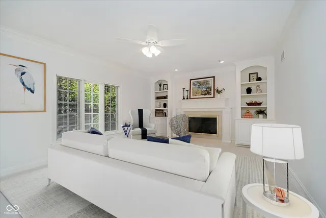 $899,000 | 4827 Woods Edge Drive, Zionsville, IN 46077