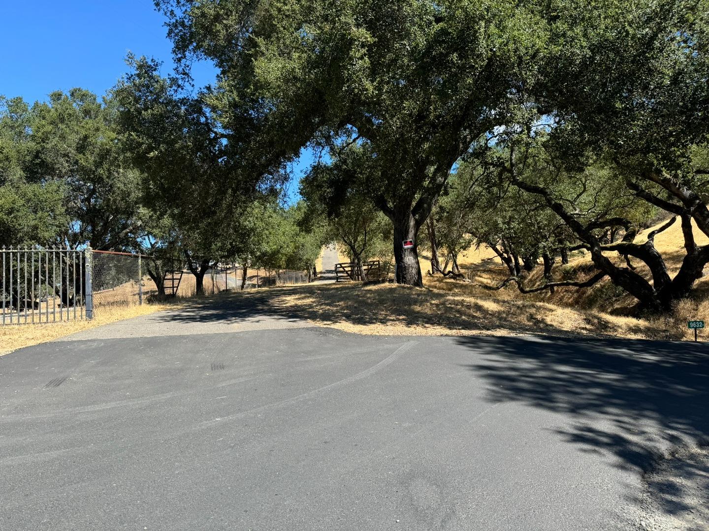 9630 Vinecrest Road Windsor, CA 95492 - Photo 1 of 1 Gallery Image 1