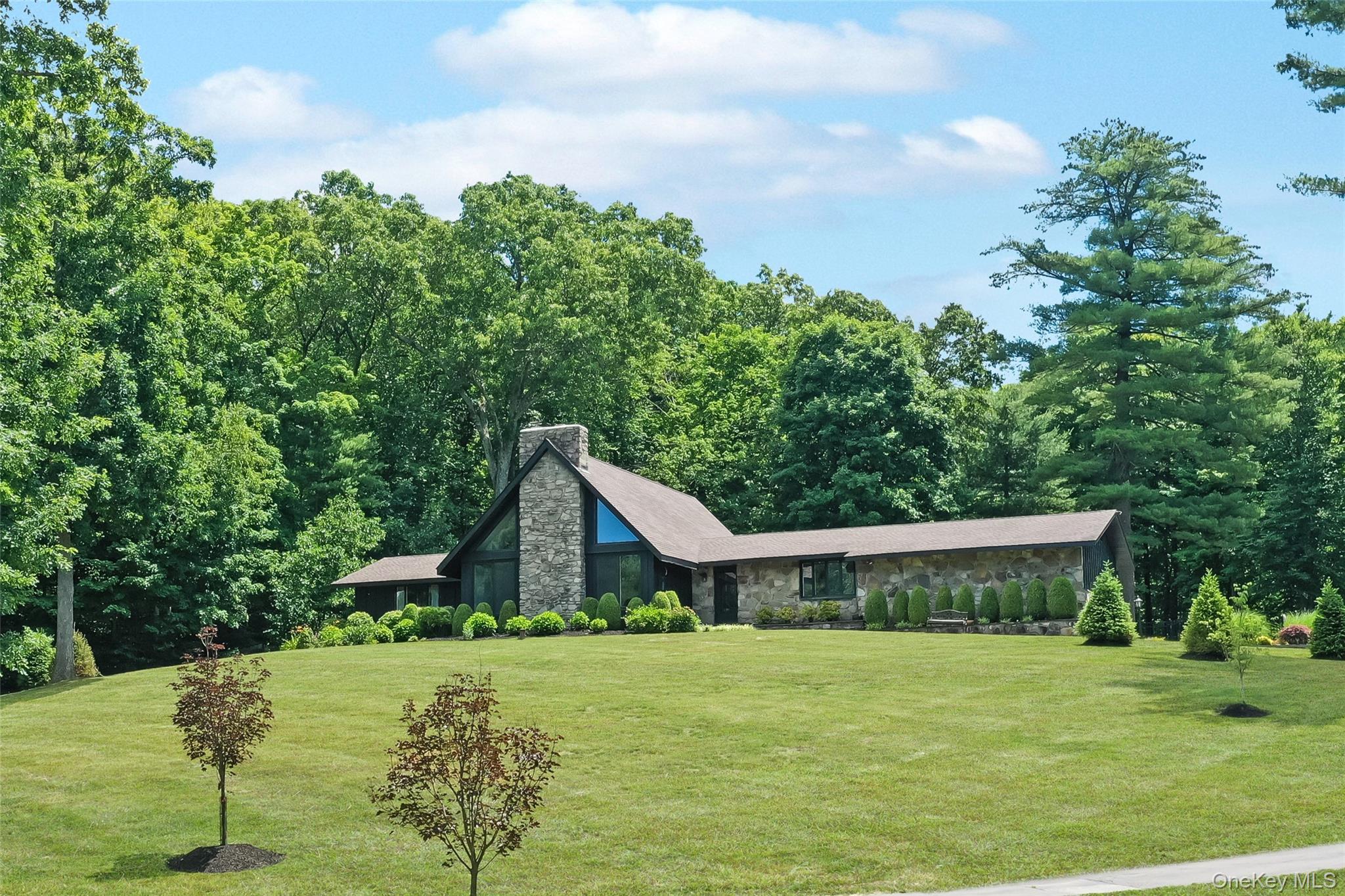 475 North Riverside Road Highland, NY 12528 - Photo 3 of 49