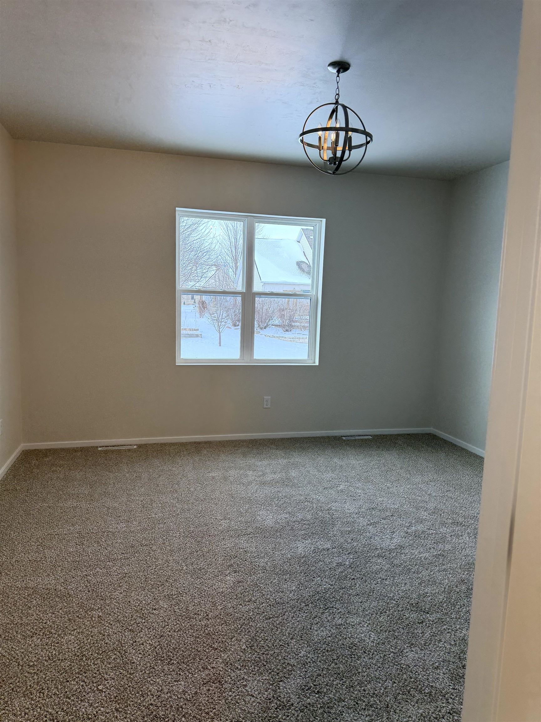 N9355 Gemstone Court Appleton, WI 54915 - Photo 8 of 14