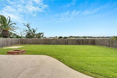 $412,000 | 113 Lake Catherine Drive, Luling, LA 70070