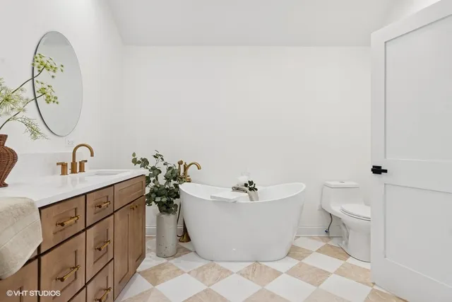 $1,249,500 | 11300 Sequoya Lane, Indian Head Park, IL 60525