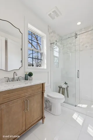 $1,249,500 | 11300 Sequoya Lane, Indian Head Park, IL 60525