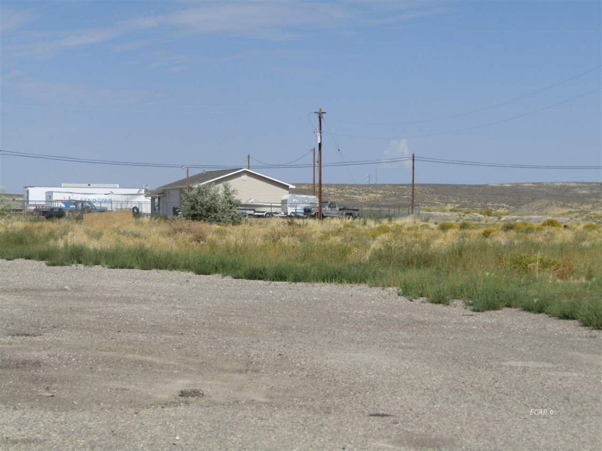 26 7th Street Wells, NV 89835 - Photo 5 of 6