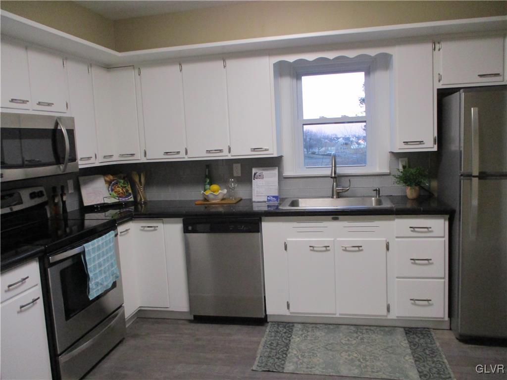 3457 Nazareth Road Easton, PA 18045 - Photo 9 of 26 Gallery Image 9