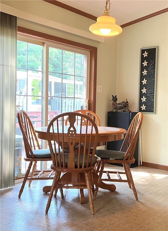 21 King Philip Road Coventry, RI 02816 - Photo 11 of 31 Dining Area
