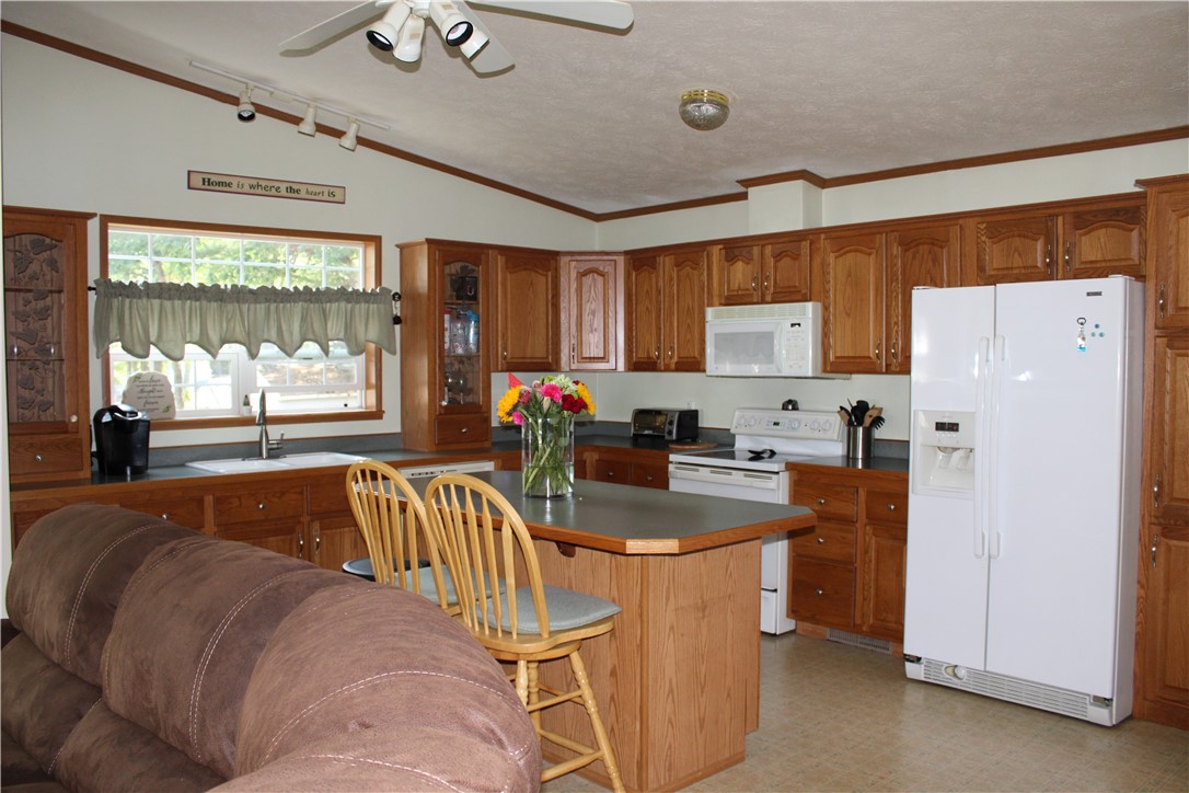 21 King Philip Road Coventry, RI 02816 - Photo 14 of 31 Eat In Kitchen