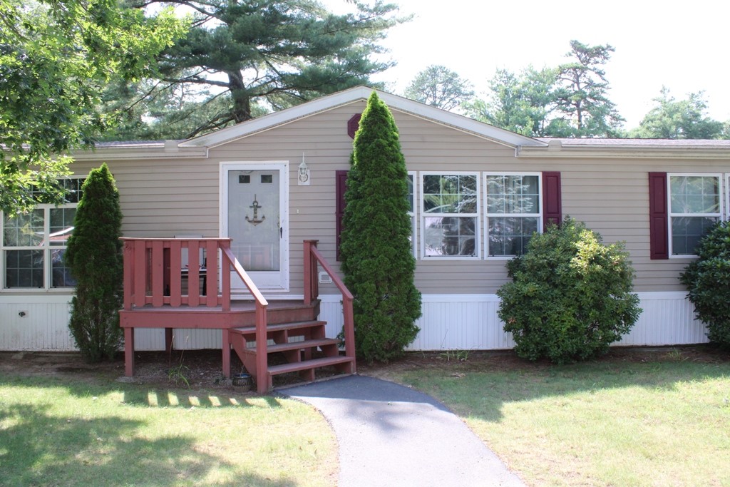 21 King Philip Road Coventry, RI 02816 - Photo 5 of 31