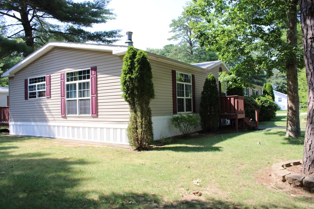 21 King Philip Road Coventry, RI 02816 - Photo 6 of 31