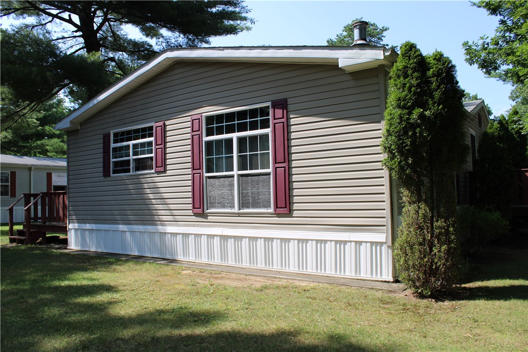 21 King Philip Road Coventry, RI 02816 - Photo 7 of 31