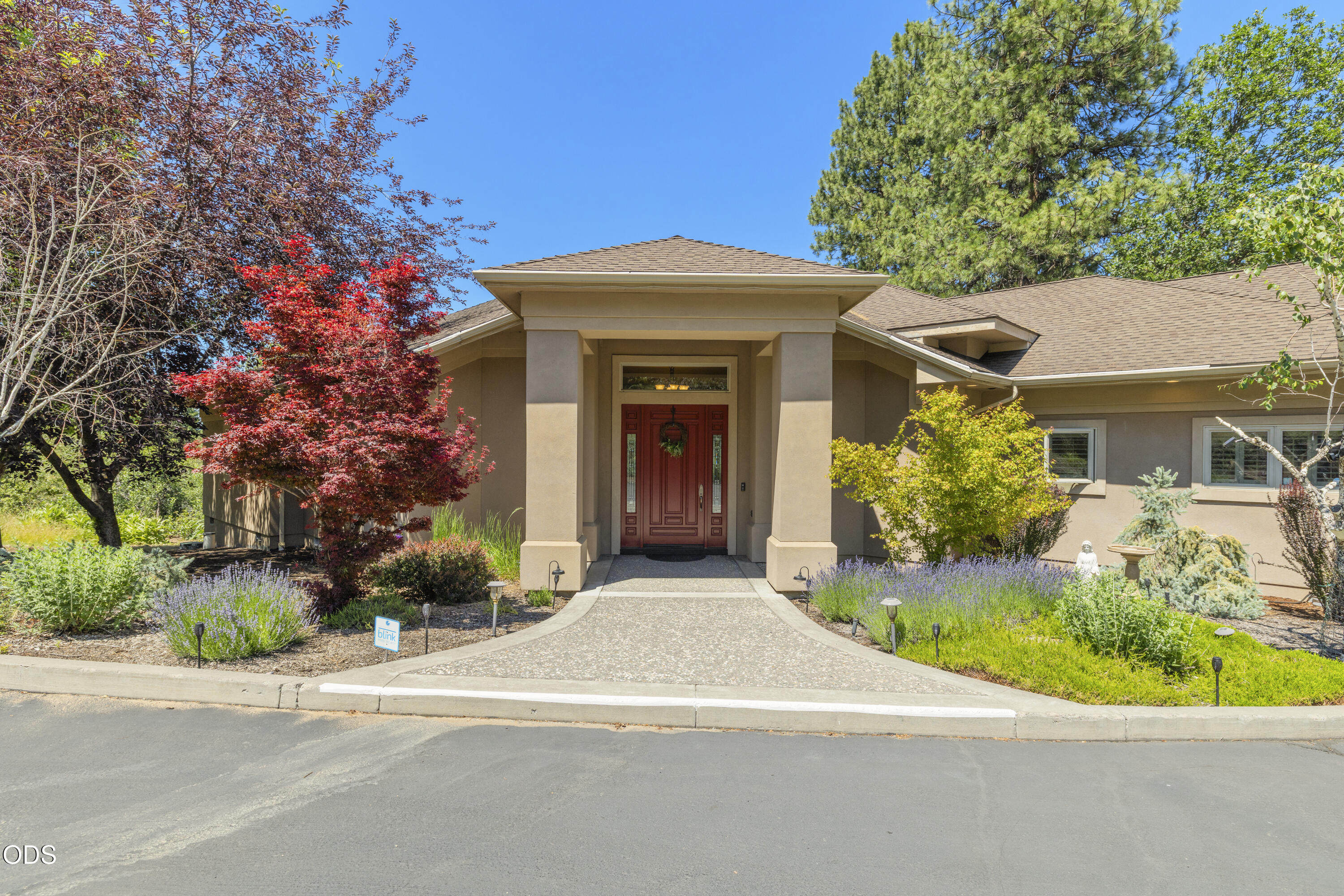 6749 Cooper's Hawk Road Klamath Falls, OR 97601 - Photo 9 of 60