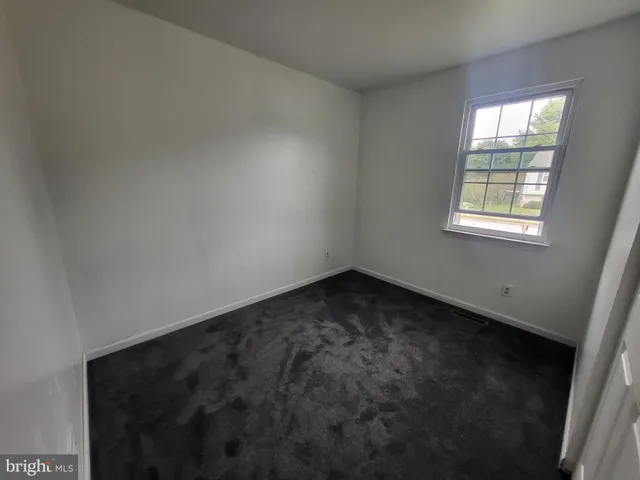 $2,250 | 22 Julie Lane, Newark, DE 19711