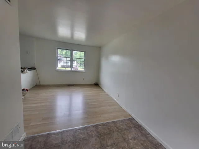 $2,250 | 22 Julie Lane, Newark, DE 19711