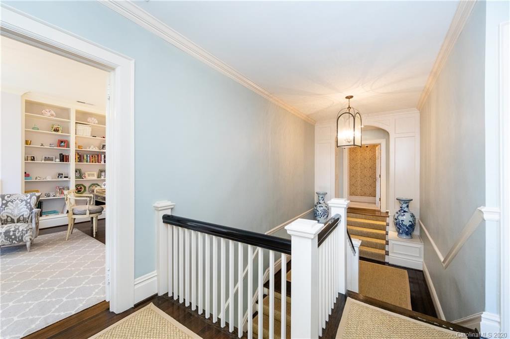 1042 Queens Road West Charlotte, NC 28207 - Photo 27 of 48 Gallery Image 27