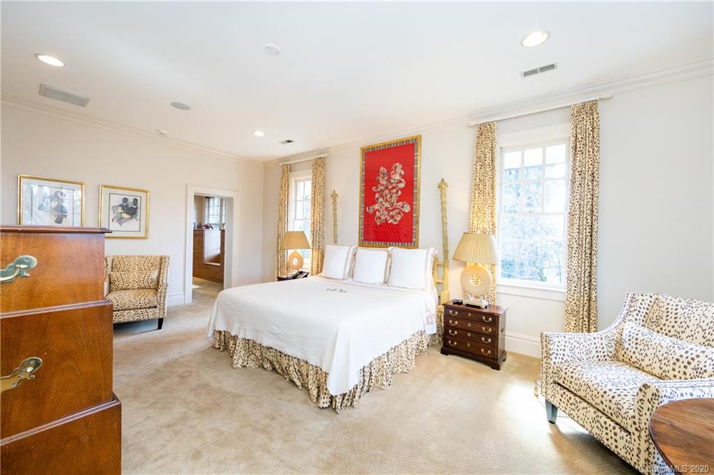 1042 Queens Road West Charlotte, NC 28207 - Photo 28 of 48 Gallery Image 28