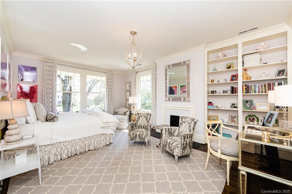 1042 Queens Road West Charlotte, NC 28207 - Photo 34 of 48 Gallery Image 34