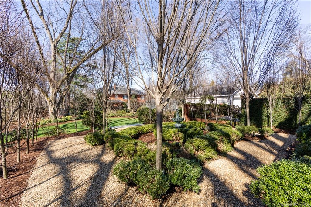 1042 Queens Road West Charlotte, NC 28207 - Photo 41 of 48 Gallery Image 41