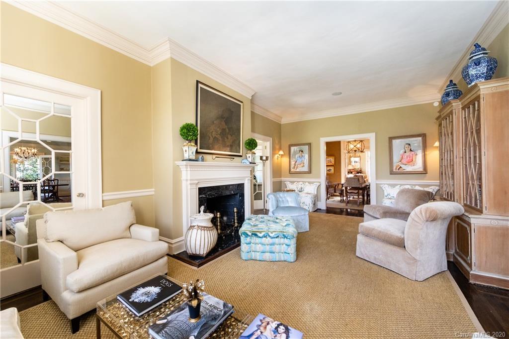 1042 Queens Road West Charlotte, NC 28207 - Photo 7 of 48 Gallery Image 7