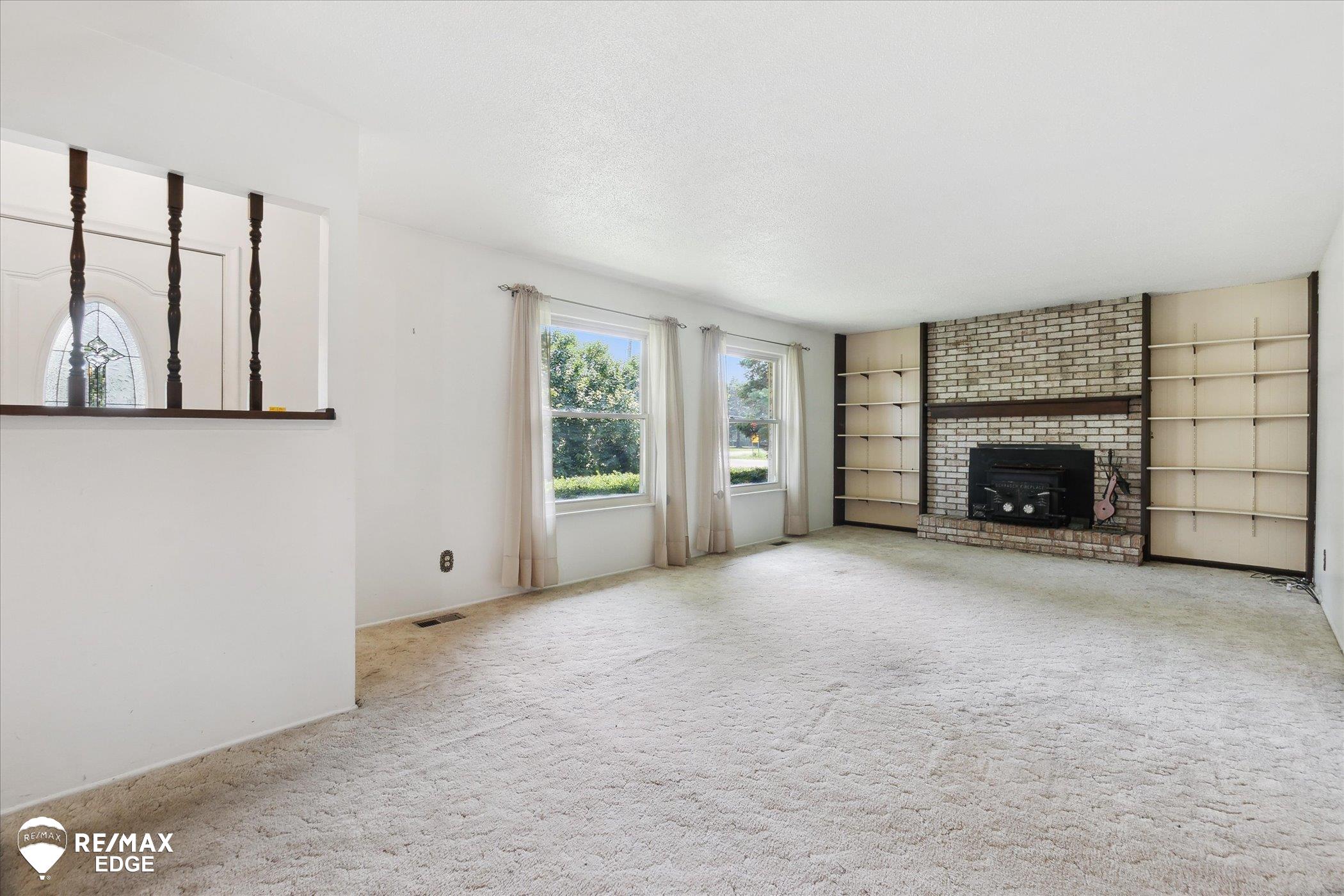 9009 North Bray Road Clio, MI 48420 - Photo 4 of 41 50181781-97c8416a-1d8e-4fee-b611-ccc6b2d4ee94.JPG
