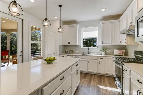 $417,620 | 811 Saratoga Lane, Georgetown, TX 78633