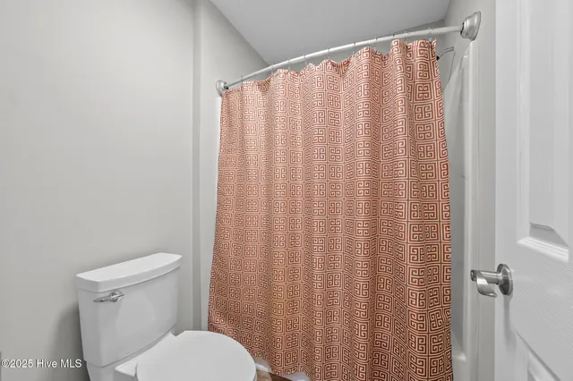 $122,000 | 110 West Victoria Court, Unit E, Greenville, NC 27834