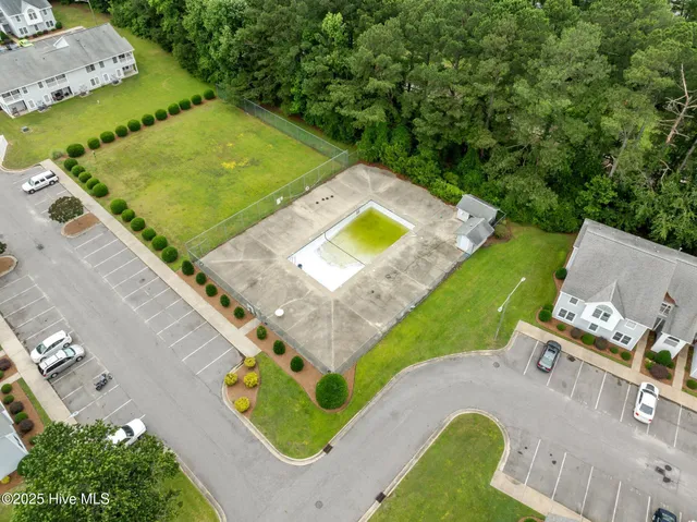 $122,000 | 110 West Victoria Court, Unit E, Greenville, NC 27834