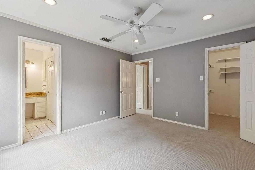 5200 Martel Avenue, Unit 36A Dallas, TX 75206 - Photo 17 of 34 a view of an empty room and a bathroom