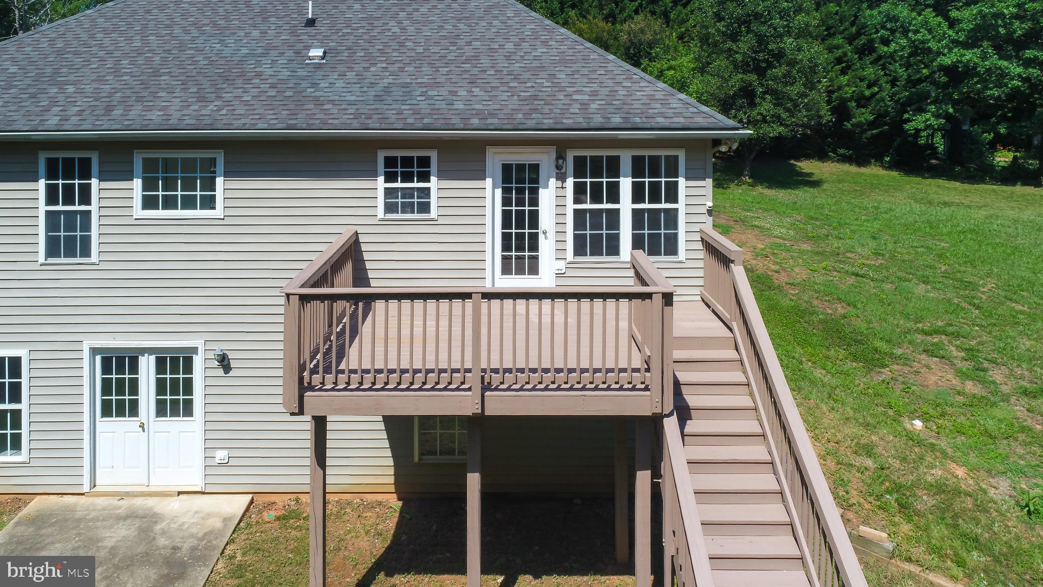 23950 Batna Road Lignum, VA 22726 - Photo 6 of 46 Gallery Image 6