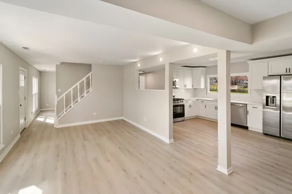$289,000 | 3536 Marseilles Lane, Hazel Crest, IL 60429