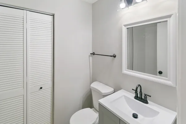 $289,000 | 3536 Marseilles Lane, Hazel Crest, IL 60429