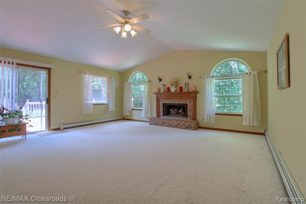 13702 Lenmoore Road Belleville, MI 48111 - Photo 13 of 31