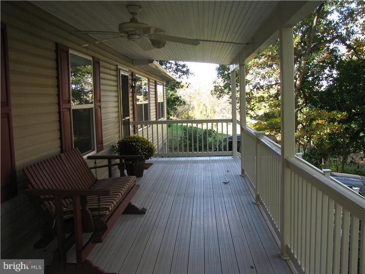 3197 Apples Church Road Bethlehem, PA 18015 - Photo 19 of 25 Porch
