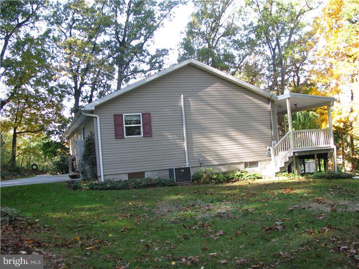 3197 Apples Church Road Bethlehem, PA 18015 - Photo 21 of 25 Exterior Side