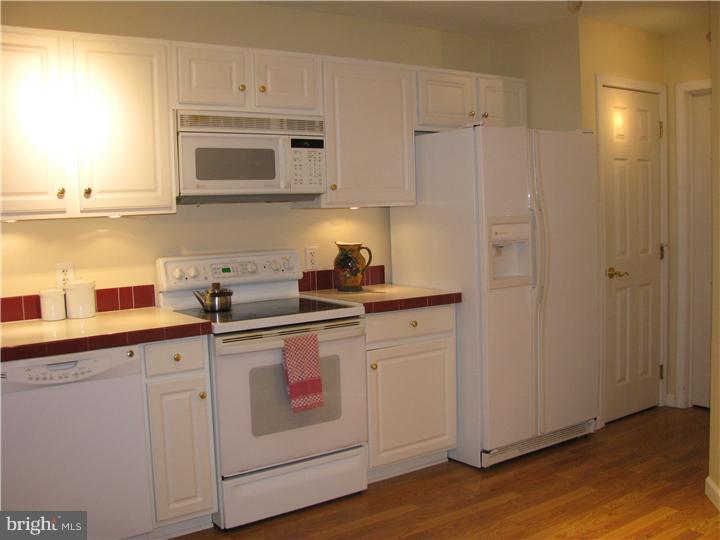 3197 Apples Church Road Bethlehem, PA 18015 - Photo 6 of 25 Kitchen