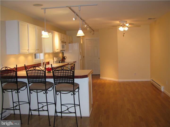 3197 Apples Church Road Bethlehem, PA 18015 - Photo 8 of 25 Kitchen