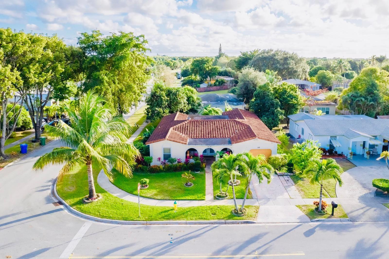 5101 Southwest 6th Place Margate, FL 33068 - Photo 1 of 6 Photo 1