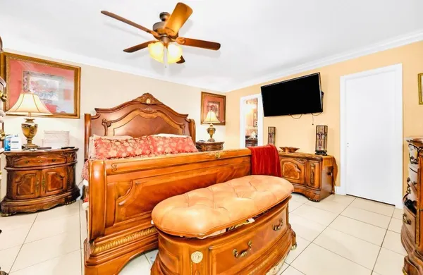 $3,800 | 5101 Southwest 6th Place, Margate, FL 33068