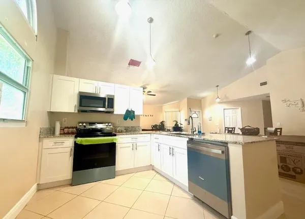 $440,000 | 312 Bishop Road, North Lauderdale, FL 33068