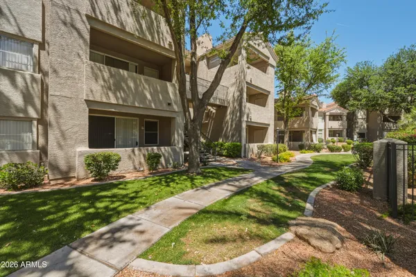 $244,000 | 3830 East Lakewood Parkway East, Unit 3014, Phoenix, AZ 85048