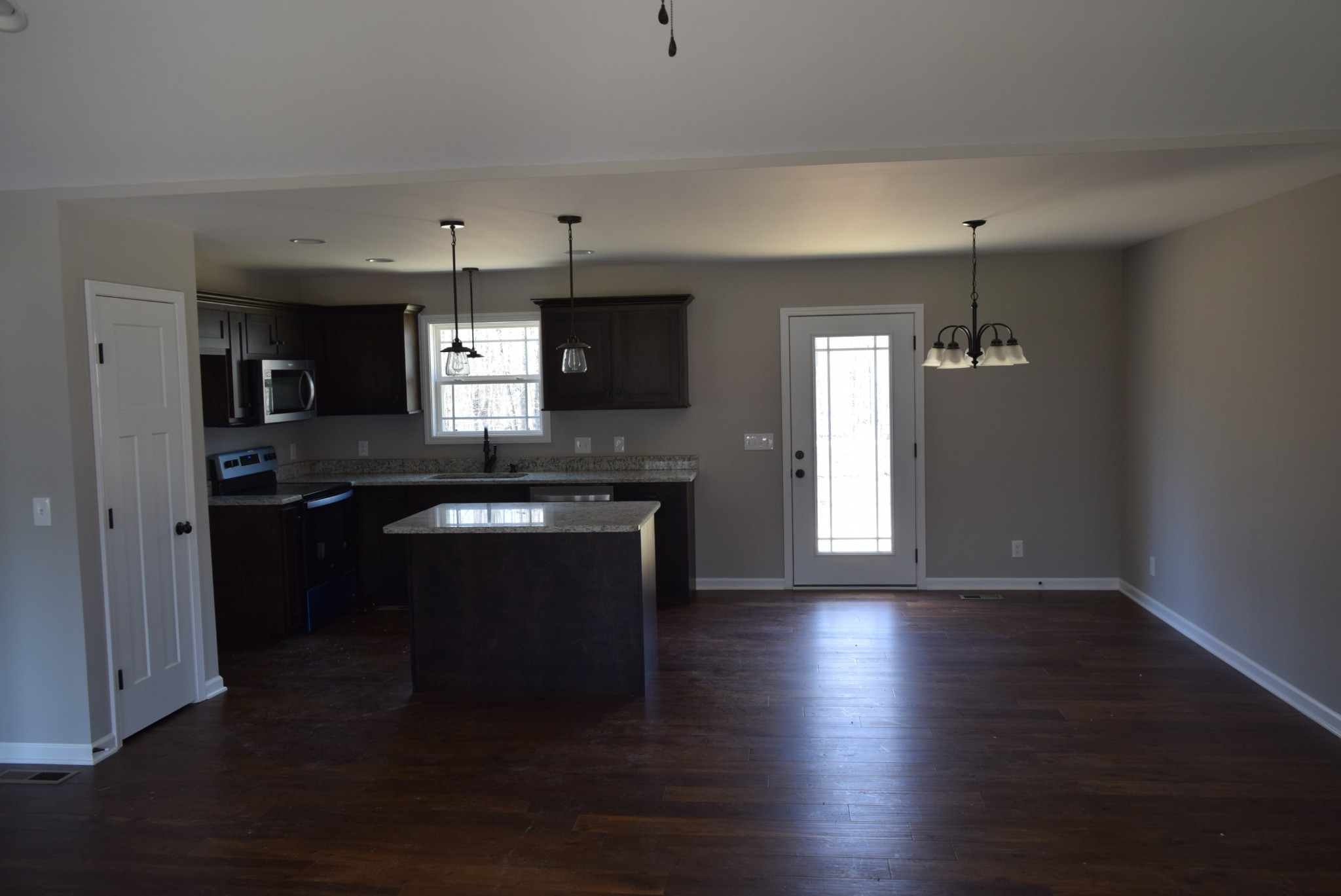520 Ballard Road Manchester, TN 37355 - Photo 2 of 11