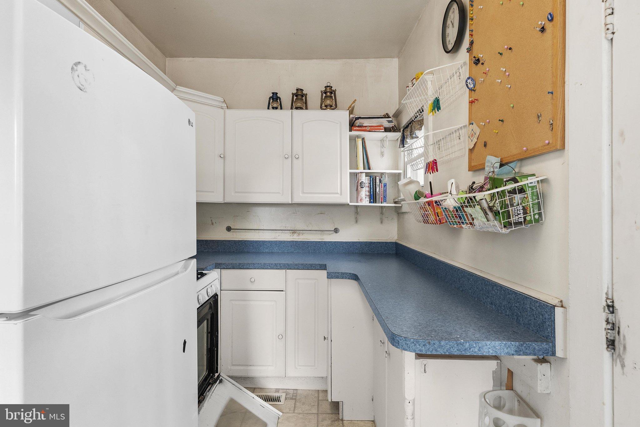 315 North Bend Road Baltimore, MD 21229 - Photo 20 of 34 Kitchen