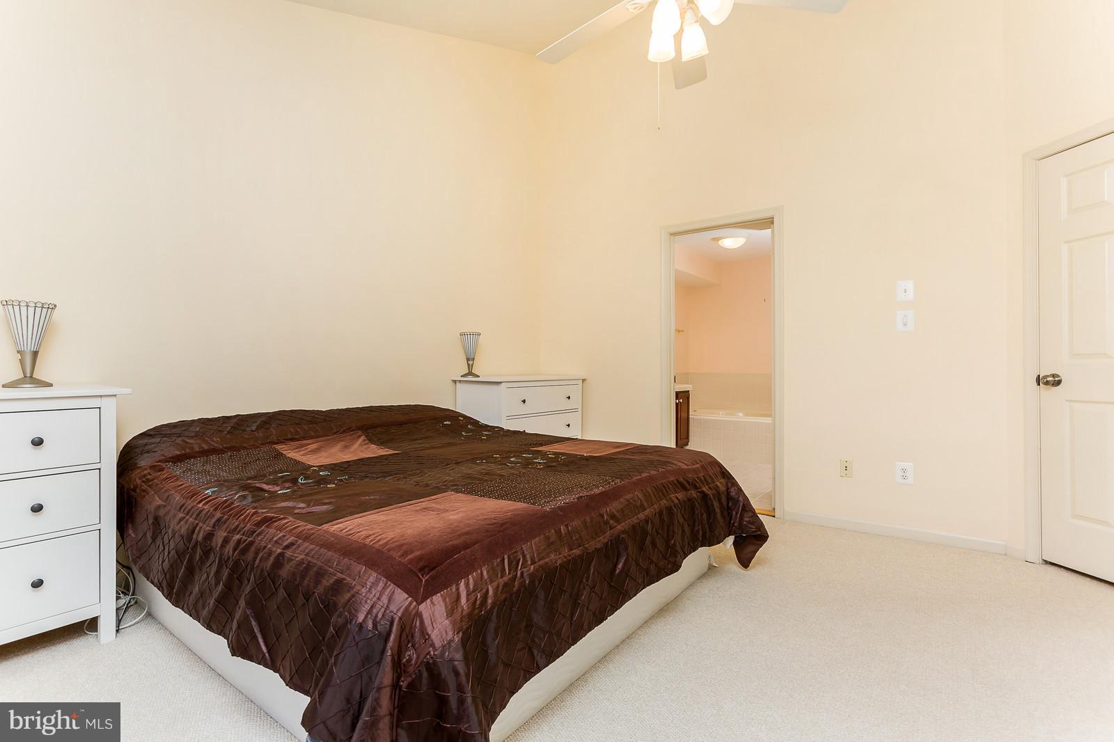3804 Inverness Road Fairfax, VA 22033 - Photo 14 of 26 Spacious master bedroom.