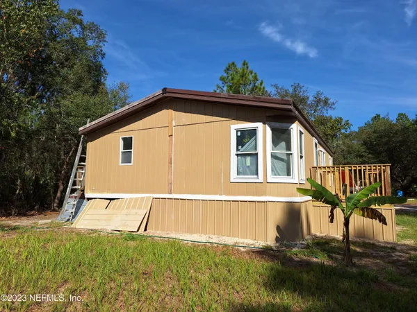 $329,500 | 601 Hoover Road, Interlachen, FL 32148