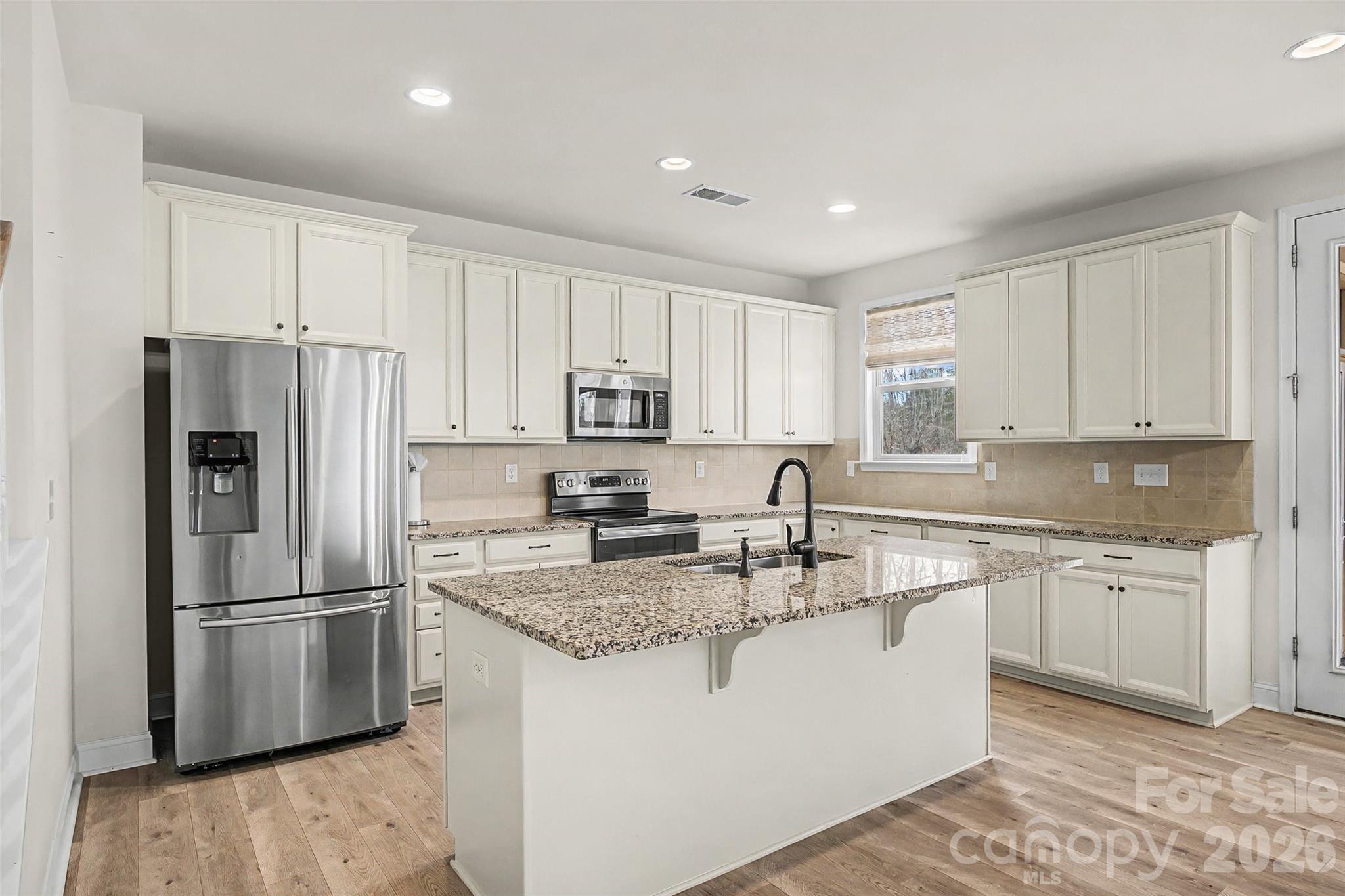 2631 Suffolk Place Fort Mill, SC 29715 - Photo 9 of 32