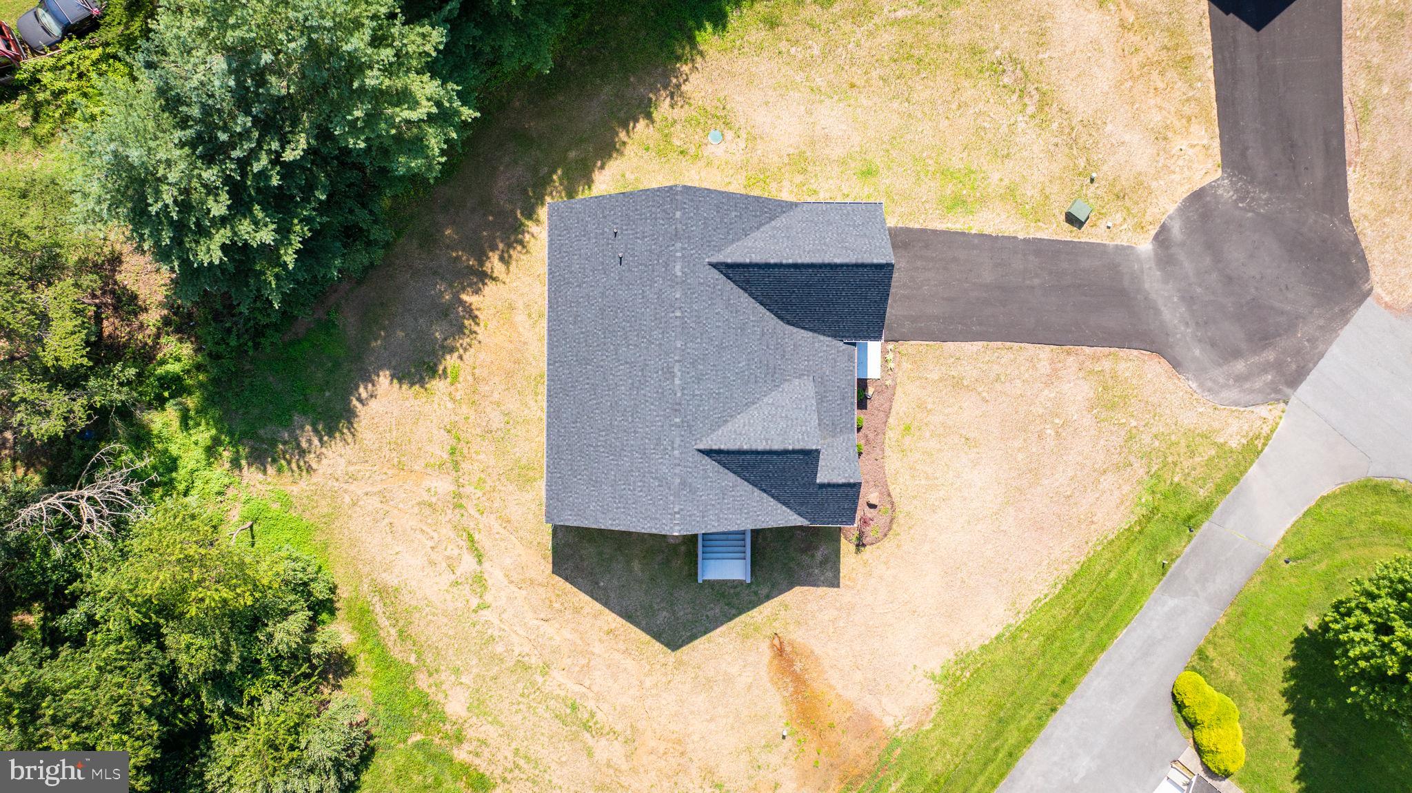 39 Mdg Berkeley Springs Berkeley Springs, WV 25411 - Photo 30 of 46 a view of a balcony with an outdoor space