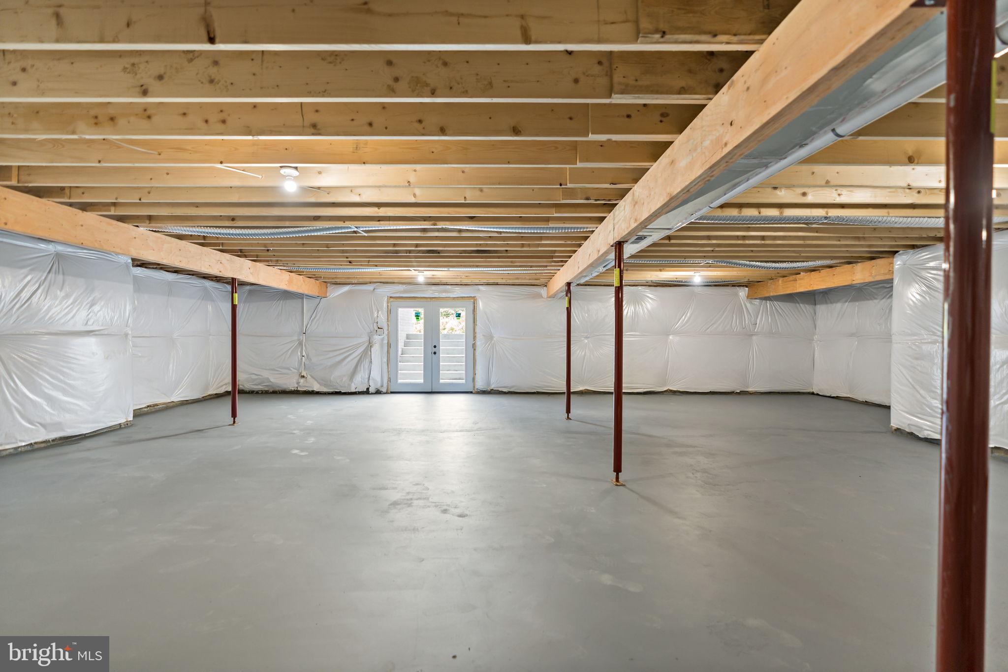 39 Mdg Berkeley Springs Berkeley Springs, WV 25411 - Photo 37 of 46 a view of a room with wooden floor