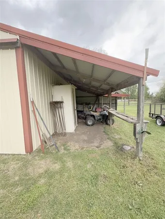 $549,900 | 2328 Farm To Market Road 2071, Gainesville, TX 76240