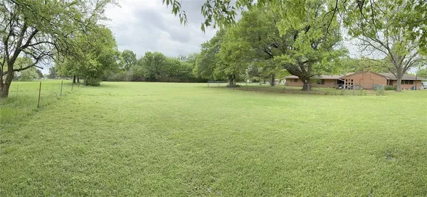 $549,900 | 2328 Farm To Market Road 2071, Gainesville, TX 76240