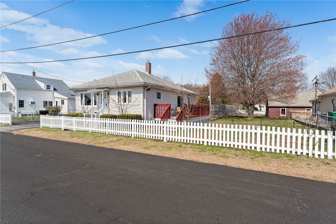 77 Sidney Avenue Woonsocket, RI 02895 - Photo 31 of 36 Gallery Image 31